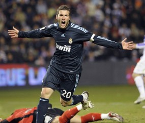 开云官网2026-荷兰冲垮波兰，卡塞米罗如何成为橙色风暴的关键先生