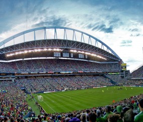 开云下载-摩洛哥巅峰对决胜出佛罗伦萨，门迪成为关键先生，一双手与一个民族的足球史诗