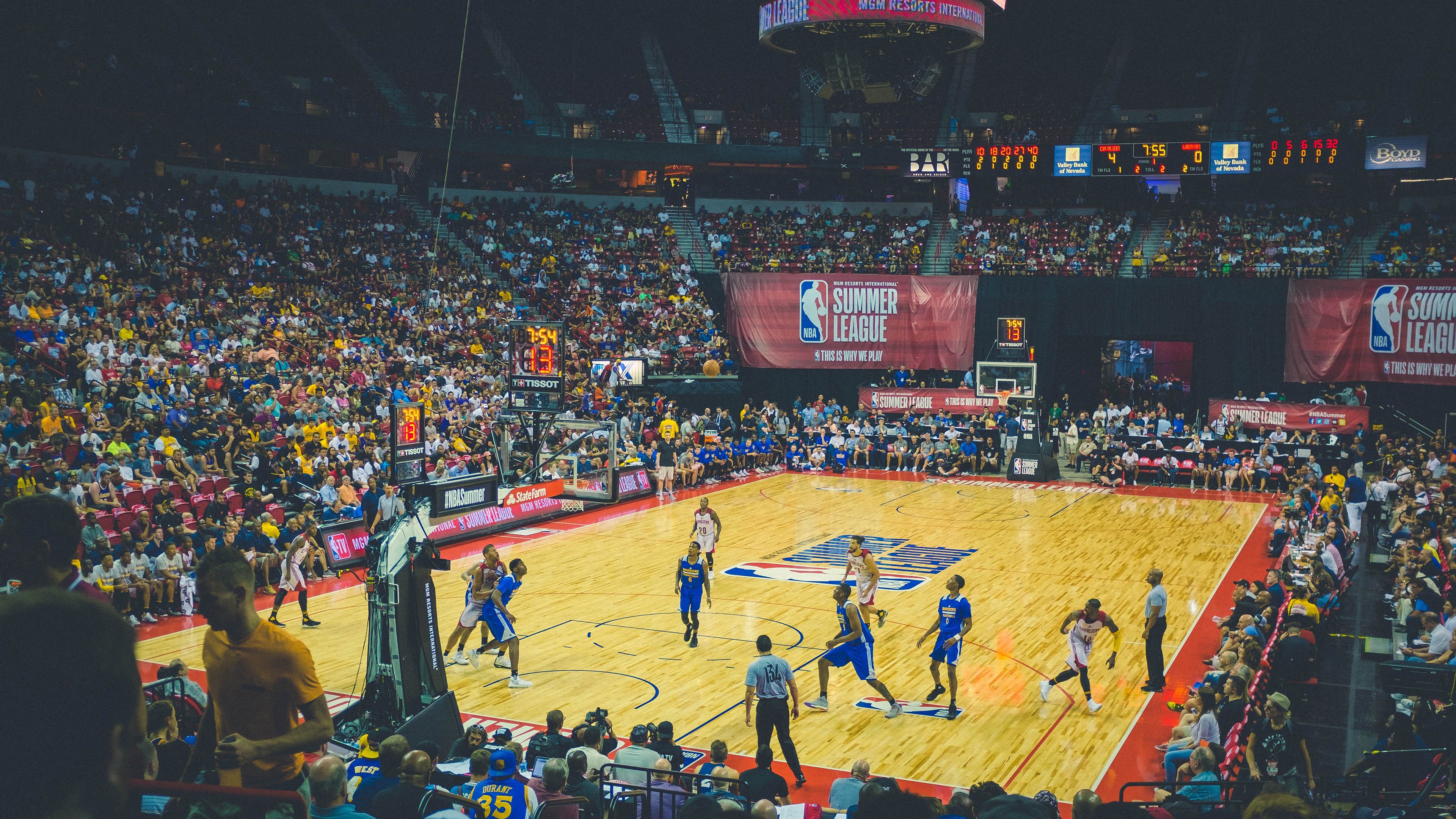 F1新赛季揭幕战之夜，卡瓦哈尔打出生涯之夜