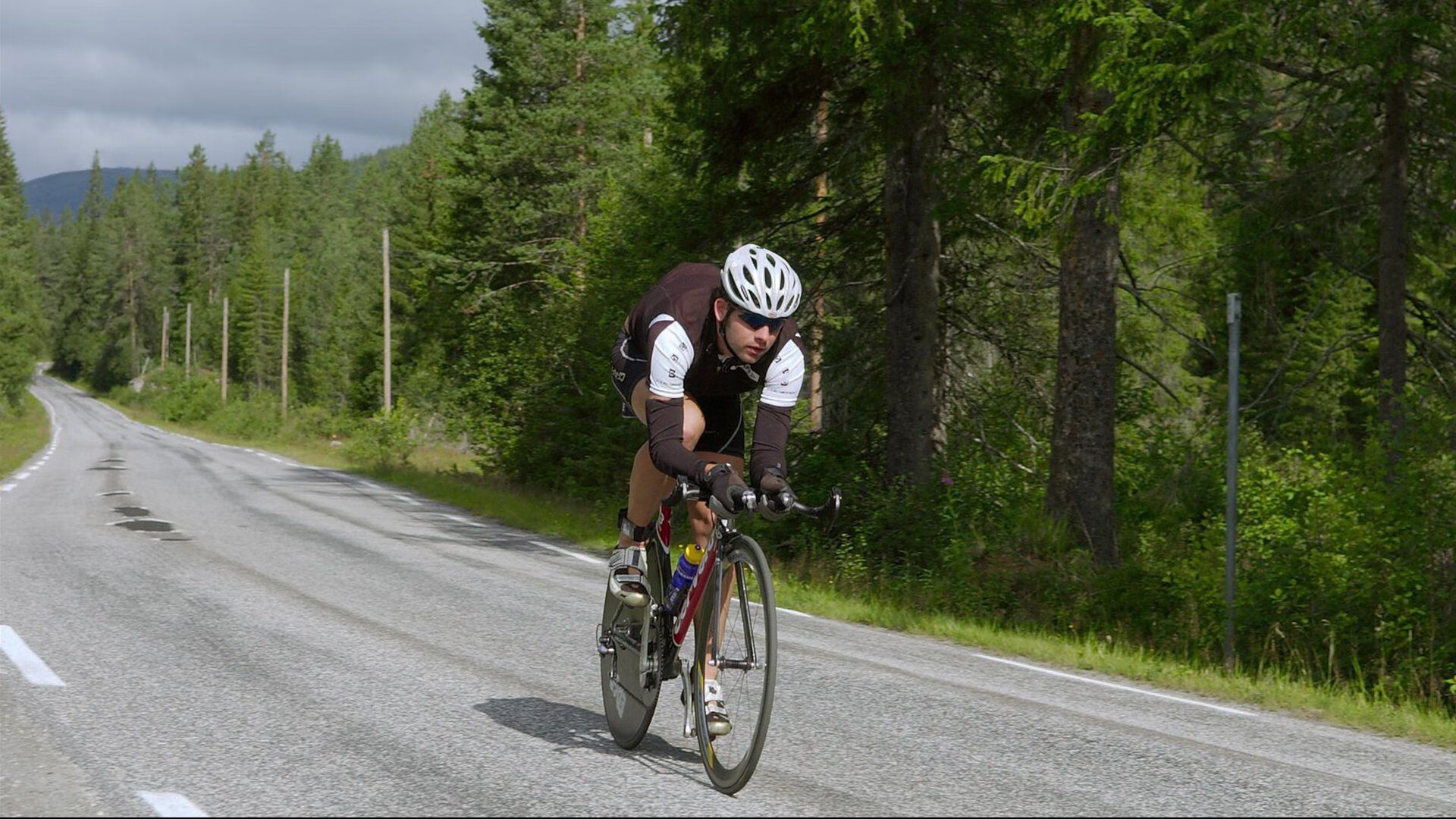 马德里竞技血拼法国，姆巴佩如何成为撕裂防线的关键先生