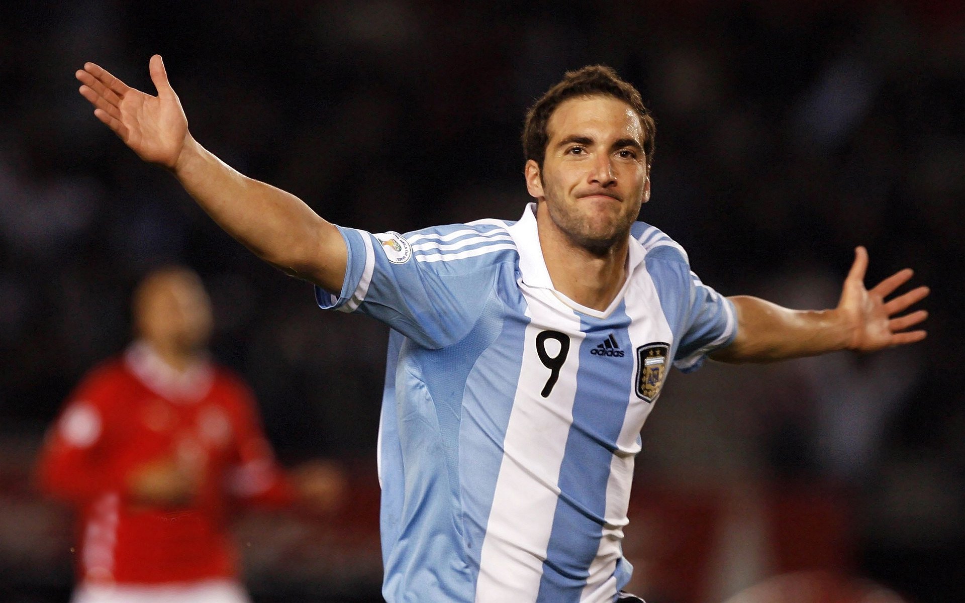 梦回2026，亚洲之光再现，沙特铁骑压制比利时，三笘薰领衔东亚风暴